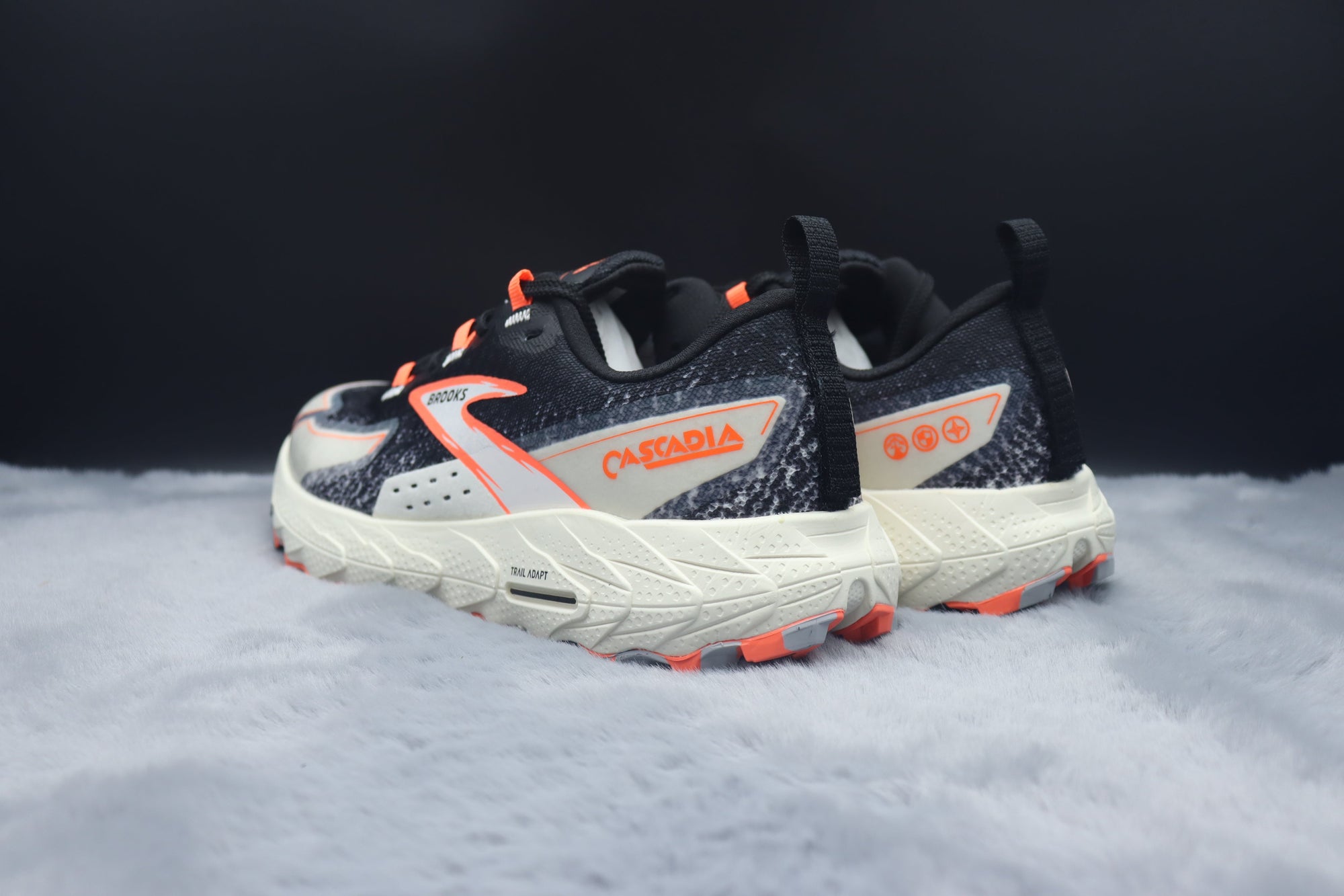 BRKS Cascadia 18 – Neon Ember